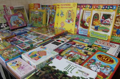 657 книг и 246 развивающих игр собрали вологжане для пациентов детской областной больницы